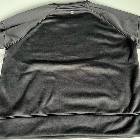 Xersion sweatshirt with kangaroo front pocket. - Picture 6 of 6